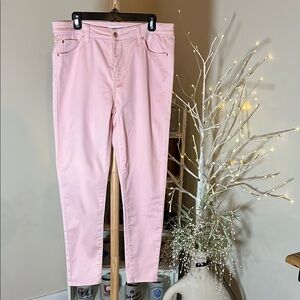 💙Truth & Theory 12 Pink straight leg pants/jeans.Front/back pockets. Immaculate.